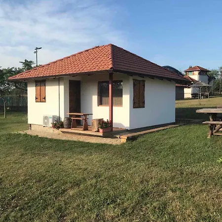 Apartmani Mladenovac Apartment *